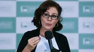 Câmara rejeita cassação da deputada Carla Zambelli 