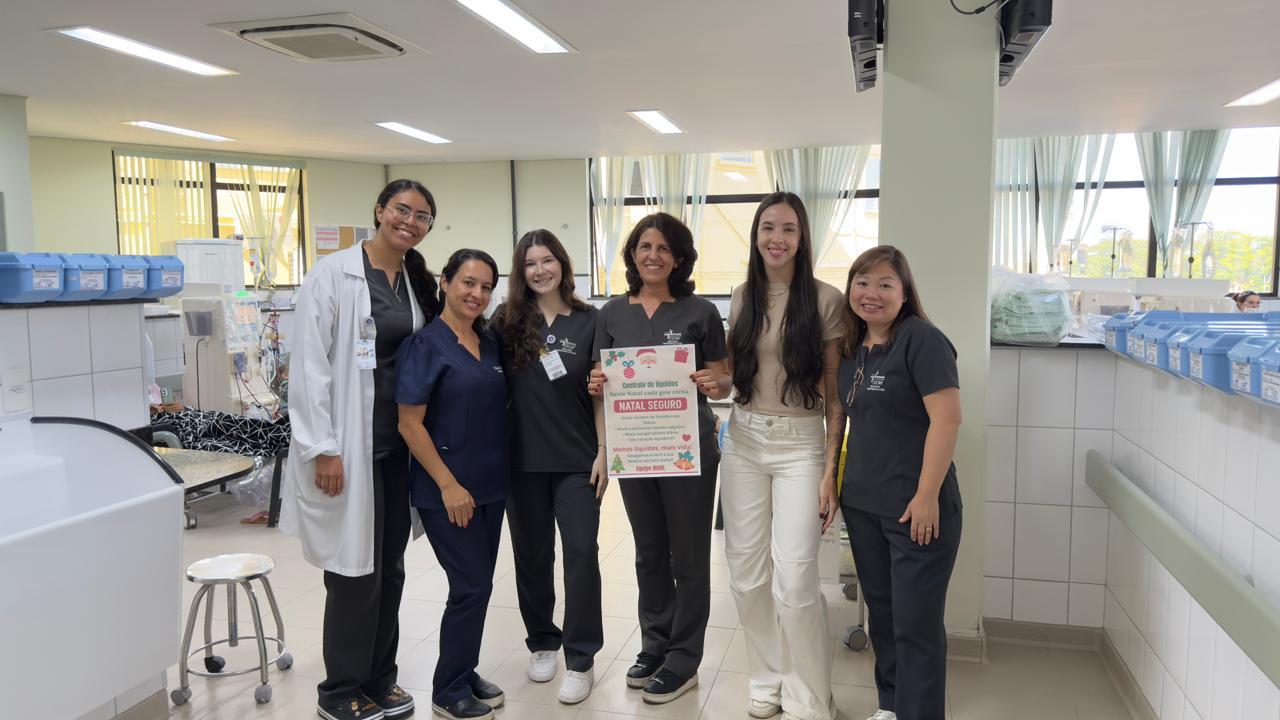 Equipe da Hemodiálise alerta para cuidados no período de festas com peça teatral