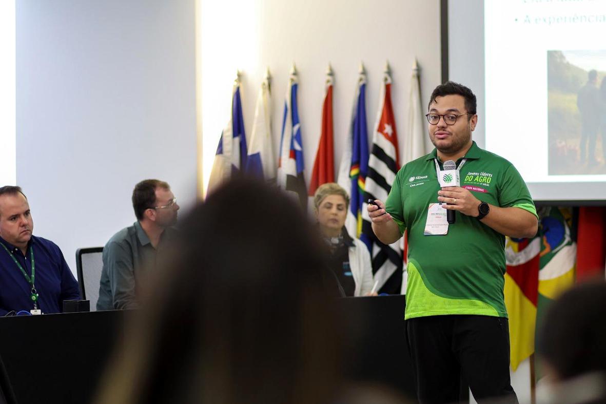 Ex-aluno da USF conquista o maior prêmio de liderança do agro do Brasil