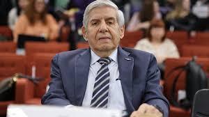 Moraes manda Heleno passar por perícia médica em 15 dias 