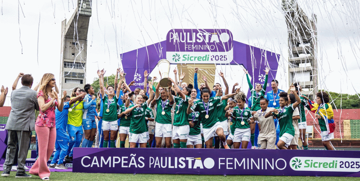 Paulistão Feminino:  Palmeiras segura vantagem contra o Corinthians e fica com o título