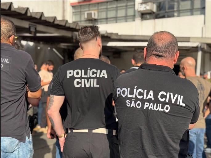 Polícia Civil prende 12 pessoas flagradas adulterando rótulos e tampas de cervejas