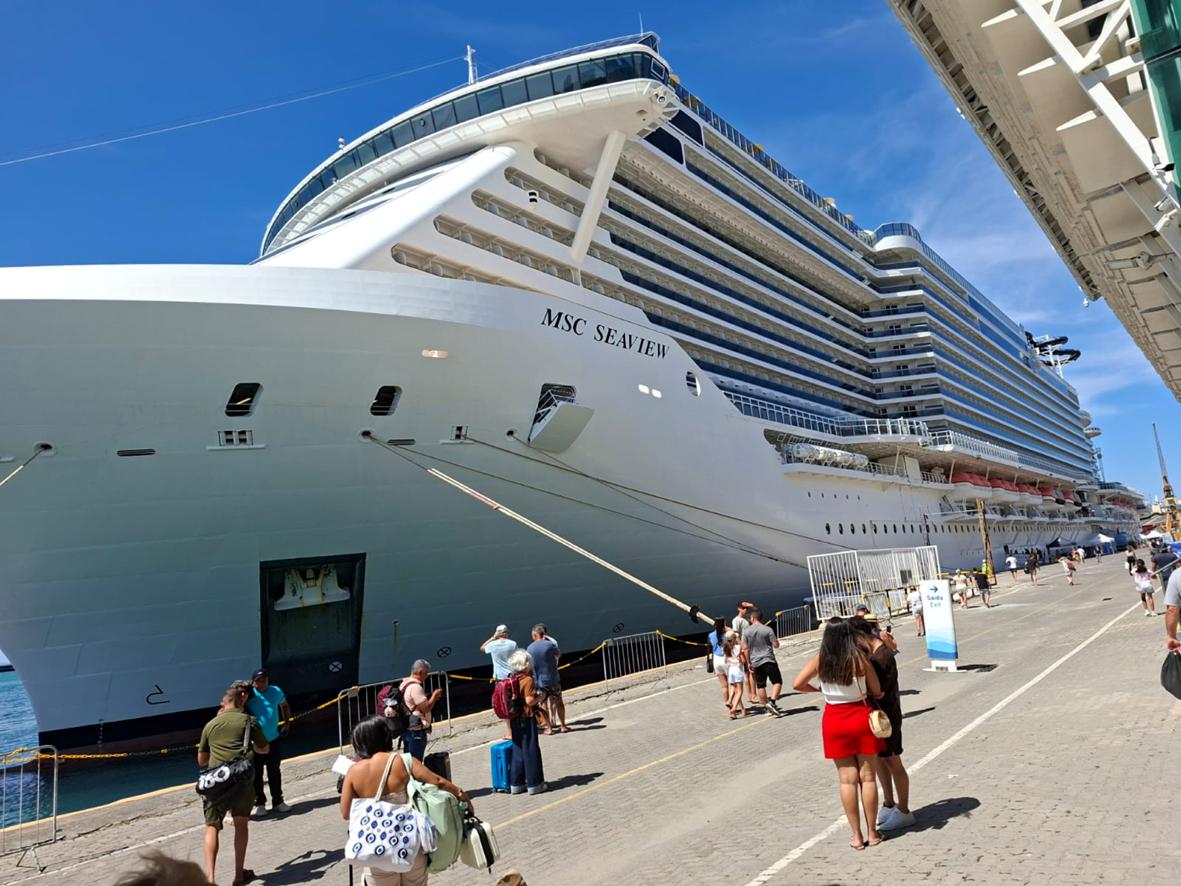 Férias no mar com circuito de navio pelo Nordeste