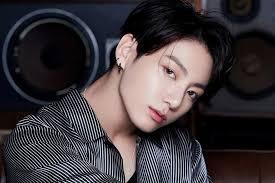 Brasileira é presa na Coreia do Sul após ir à casa de Jungkook, astro do BTS