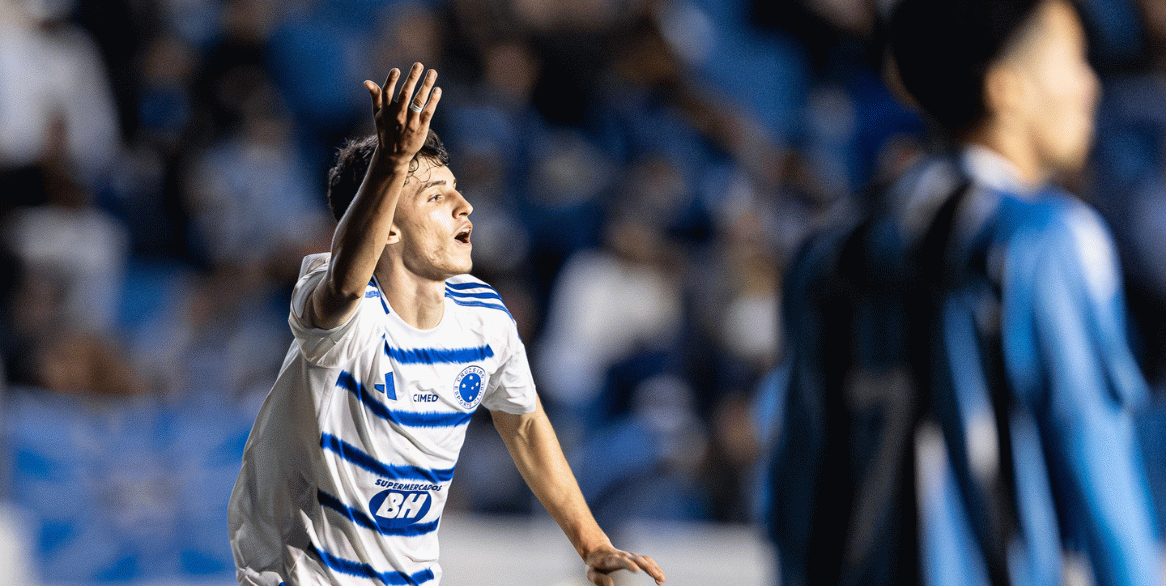 Cruzeiro vira sobre o Grêmio e garante vaga na decisão
