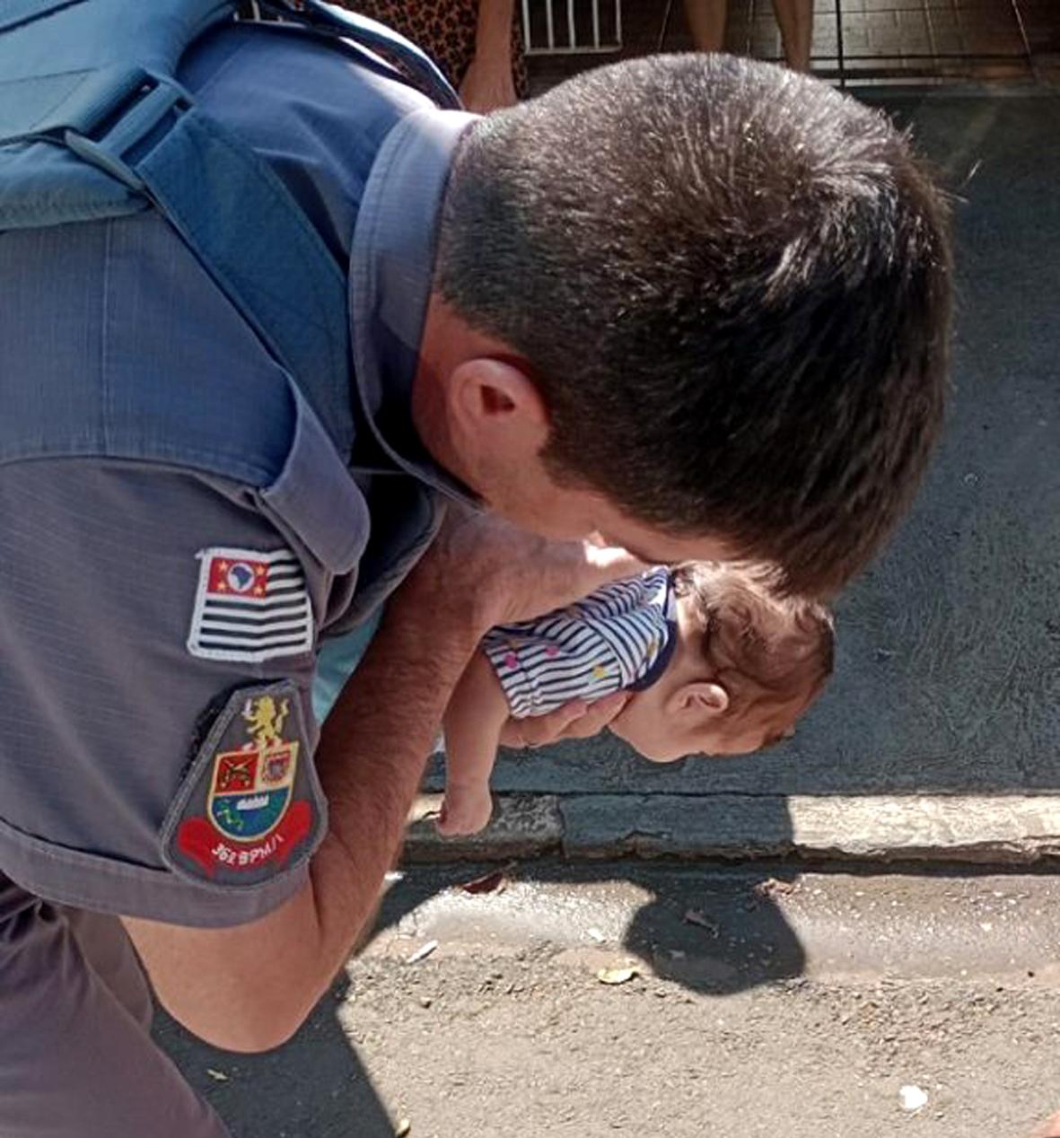 Engasgos matam 5,5 pessoas por dia no Brasil e acendem alerta para crianças e idosos