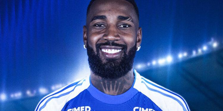 Gerson supera Vitor Roque e se torna a transferência mais cara do futebol brasileiro