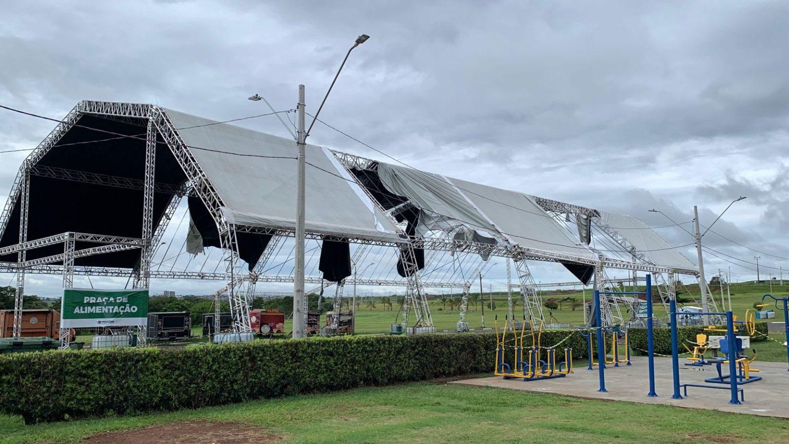 Paulínia encerra Vila de Natal depois de estrutura cair após forte chuva 