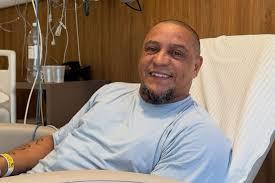 Roberto Carlos tem 'evolução satisfatória' após cirurgia no coração, diz hospital