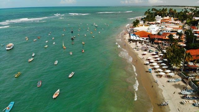 O que muda na experiência do viajante ao optar por um resort em Porto de Galinhas
