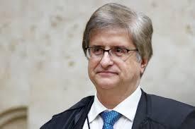 PGR apresenta parecer contrário à prisão domiciliar para Bolsonaro 