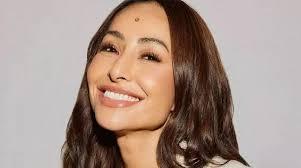 Sabrina Sato faz 45 anos e ganha declaração do marido: 'você tem uma luz que melhora o mundo'