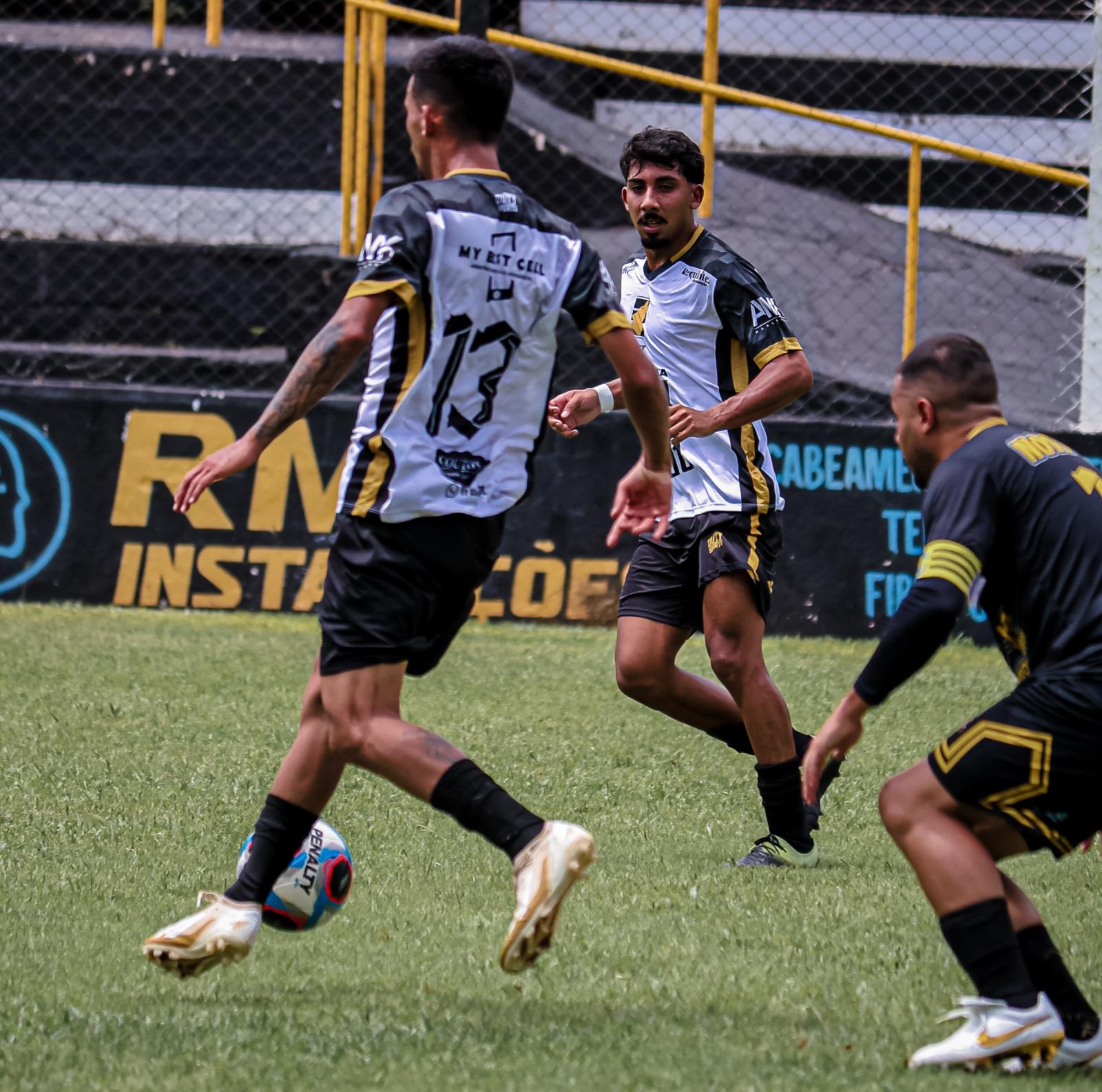 Semifinais na Taça Osmar Dalcin de Futebol Amador agitam a manhã deste domingo
