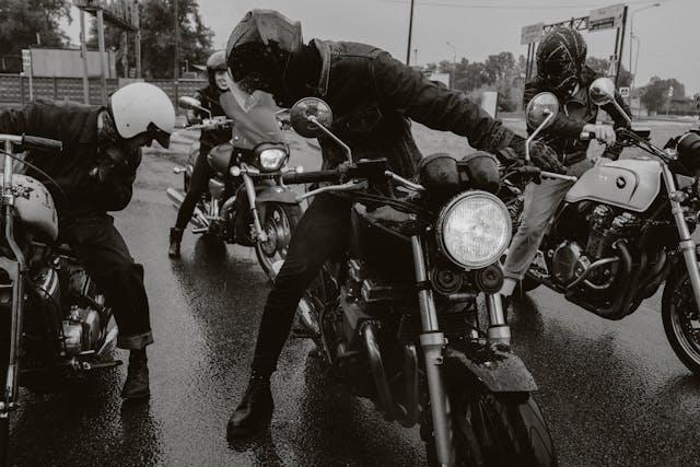 Escapamento original ou esportivo: qual a diferença no funcionamento da moto?