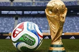 Itália ganha da Irlanda do Norte e mantém vivo sonho de ir à Copa; Albânia, de Sylvinho, cai