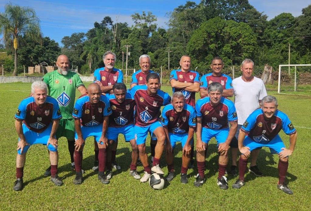 Bandeirantes não aparece e o Amigos do Japão é campeão no Máster Corujão