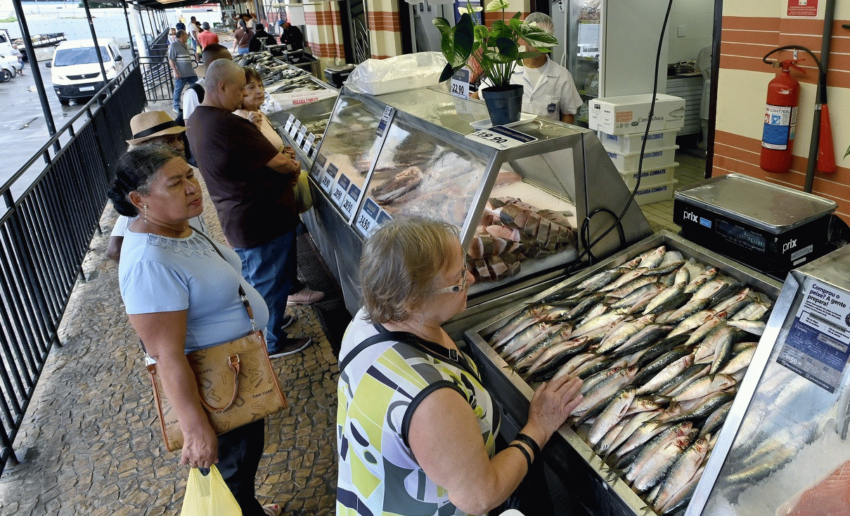 Mercadão de Campinas projeta alta de 40% nas vendas de peixes até a Páscoa 