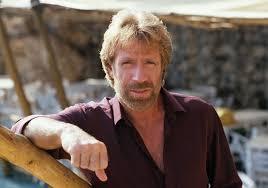 Morre Chuck Norris, astro de filmes de ação, aos 86 anos
