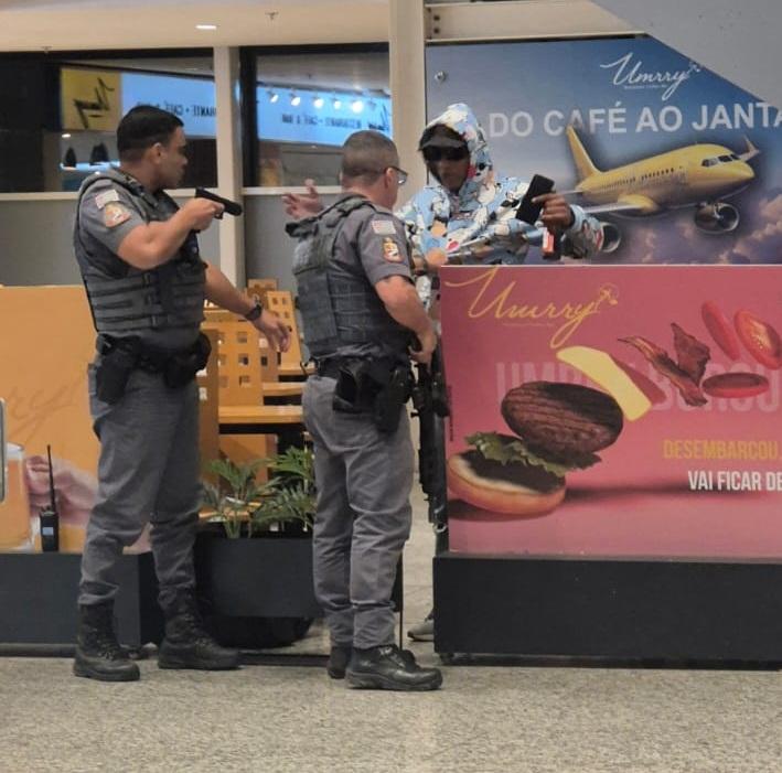 Homem é detido com espada dentro do Aeroporto de Viracopos, em Campinas