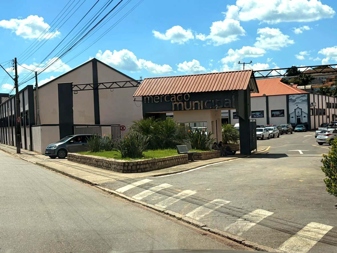 O que abre e fecha no feriado de 1º de maio em Itatiba