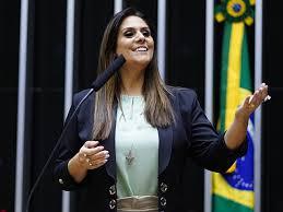Próxima do Frei Gilson e ex-MDB: quem é o nome do PP de SP para vice de Flávio Bolsonaro