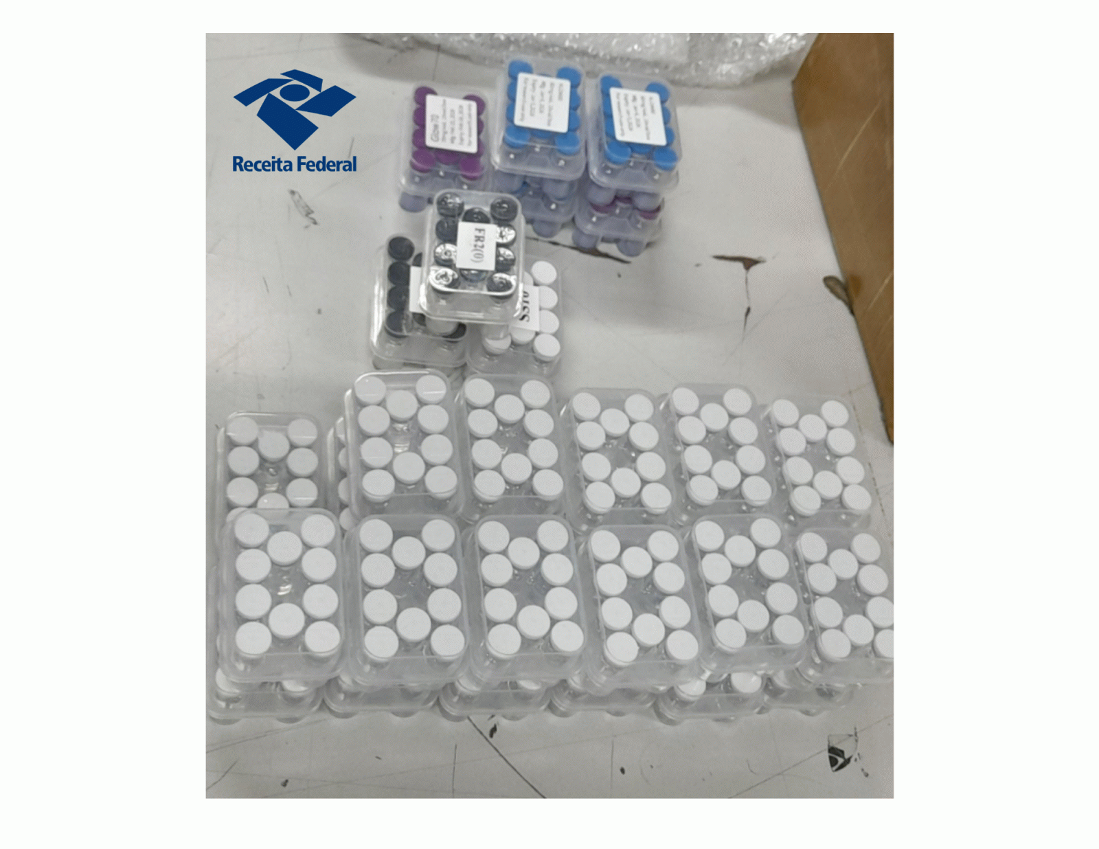 Receita Federal em Viracopos apreende cerca de 1 tonelada de produtos para emagrecimento proibidos no Brasil