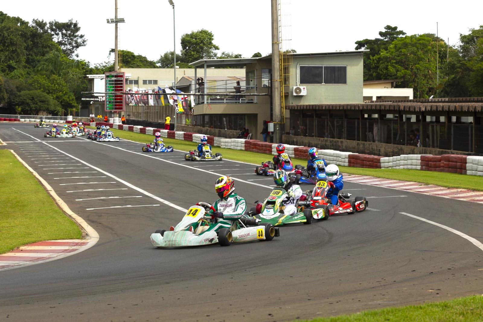 4ª etapa do Campeonato San Marino reúne 63 pilotos e mantém alto nível das disputas em Paulínia