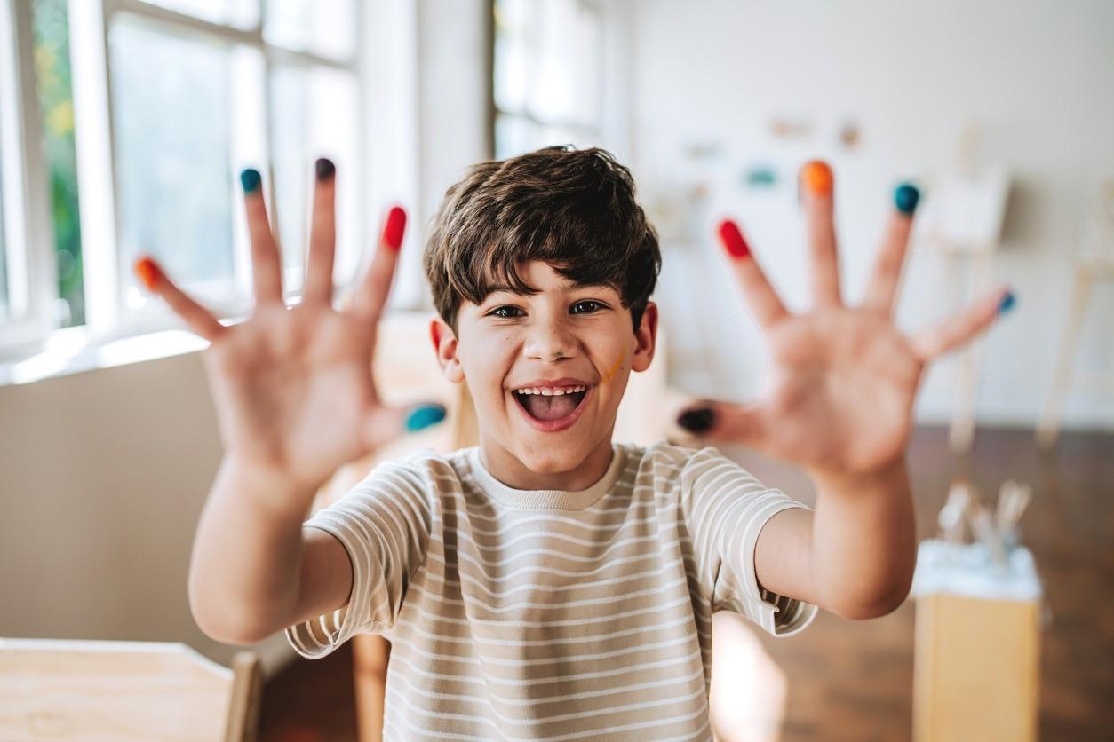 Atividades sensoriais na infância: o poder do brincar livre