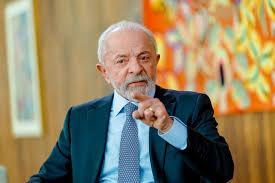Atlas/Bloomberg: Lula lidera com 48,9% no 2º turno; Flávio Bolsonaro tem 41,8%