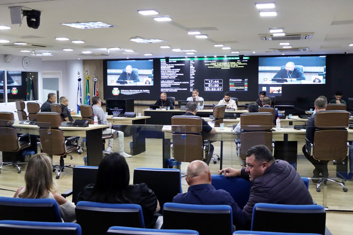 Câmara discute dois projetos em segundo turno nesta quarta-feira