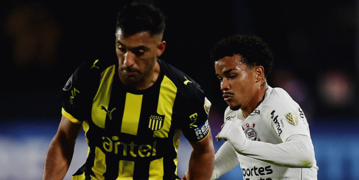 Corinthians empata com o Peñarol no Uruguai e assegura o primeiro lugar do grupo