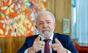 Lula chama Flávio de 'traidor da Pátria' e diz: País não aceita ser tratado como 'republiqueta'