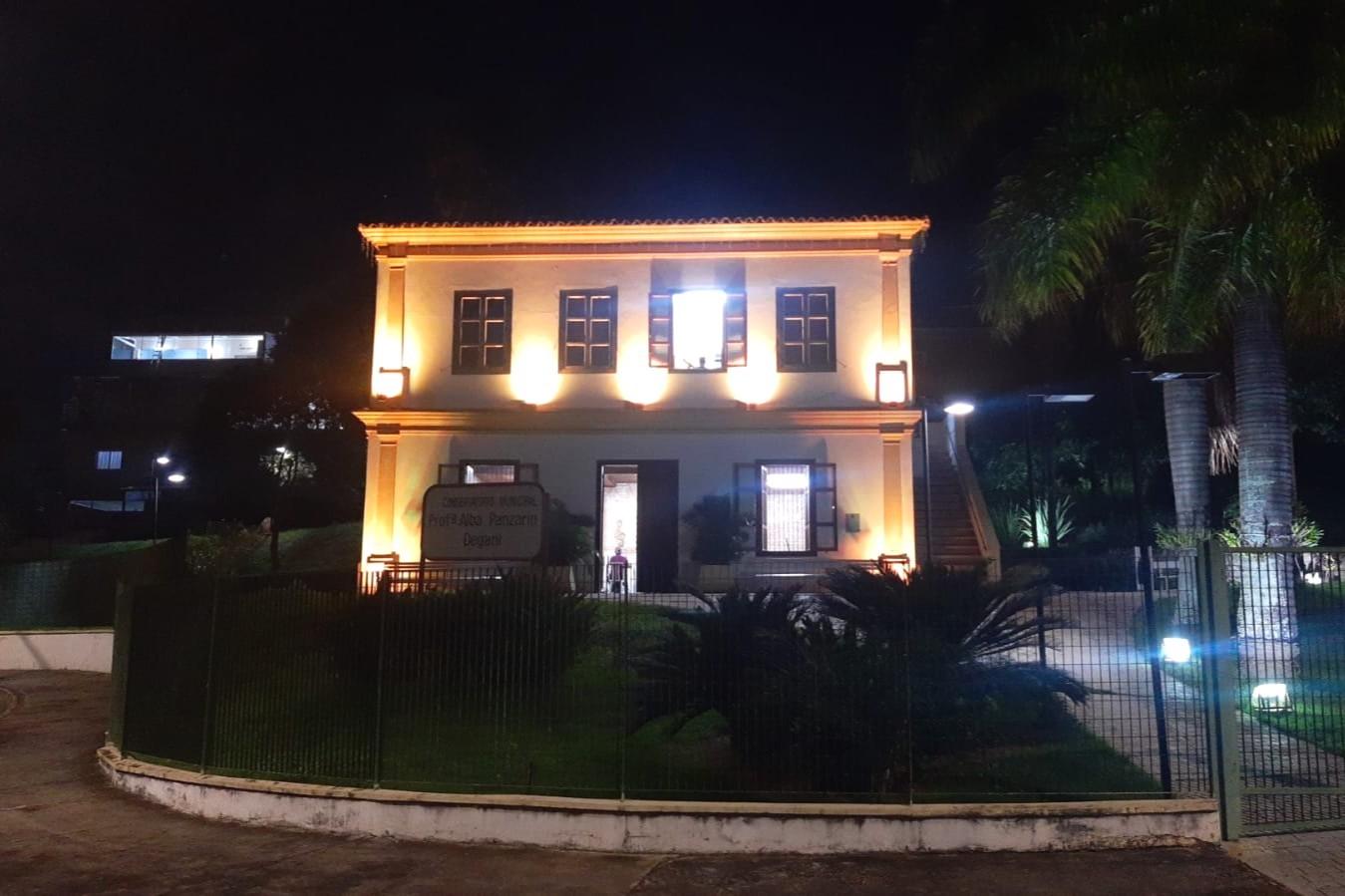 Maio Amarelo 2026 mobiliza Itatiba com iluminação especial e ações educativas no trânsito