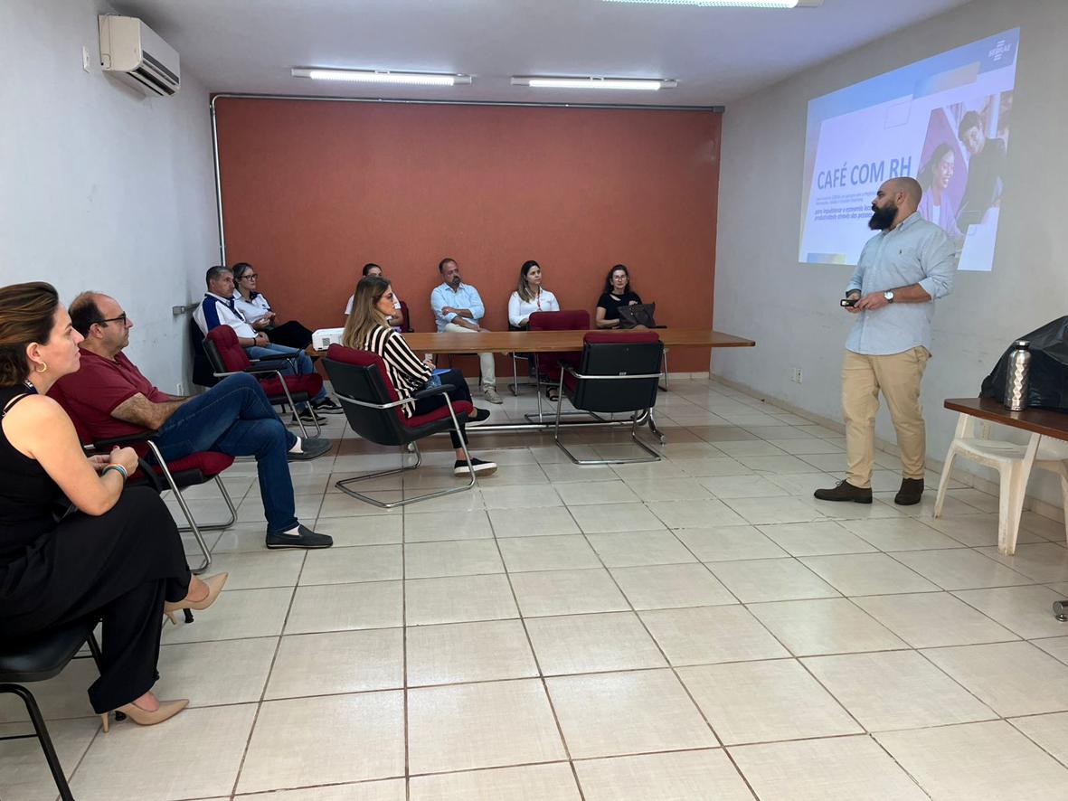 Morungaba promove encontro entre empresários e gestores para discutir liderança e mercado de trabalho