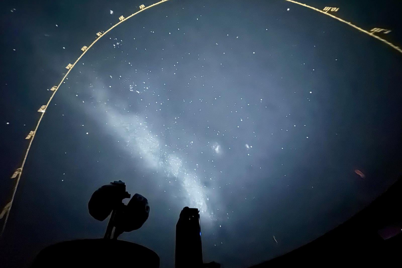 Planetário de Itatiba promove noites de observação da Lua e abre inscrições para curso de Astronomia
