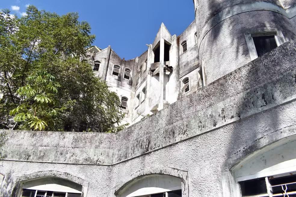 Prefeitura de Limeira decreta utilidade pública do castelo de José Rico para desapropriação