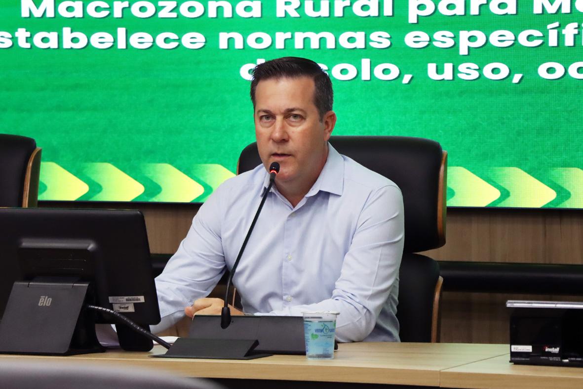 Vereador Washington Bortolossi fala sobre Câmara, economia e cenário político