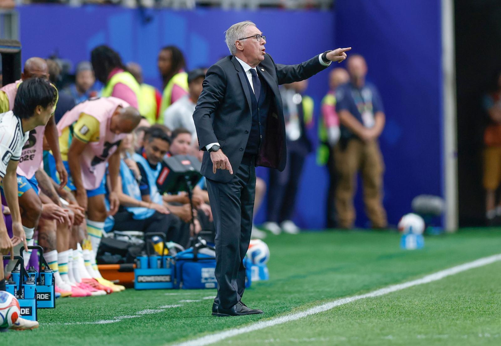 Ancelotti explica estratégia e cogita Endrick titular nas oitavas