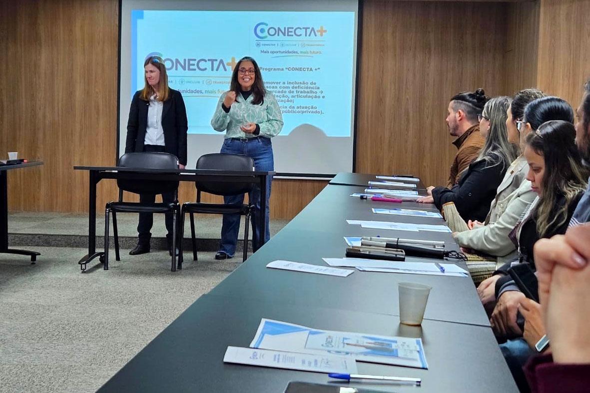 Conecta+ é lançado para ampliar inclusão de pessoas com deficiência no mercado de trabalho