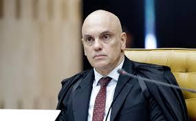 Flávio Bolsonaro pede que STF declare Moraes suspeito para julgar caso Master