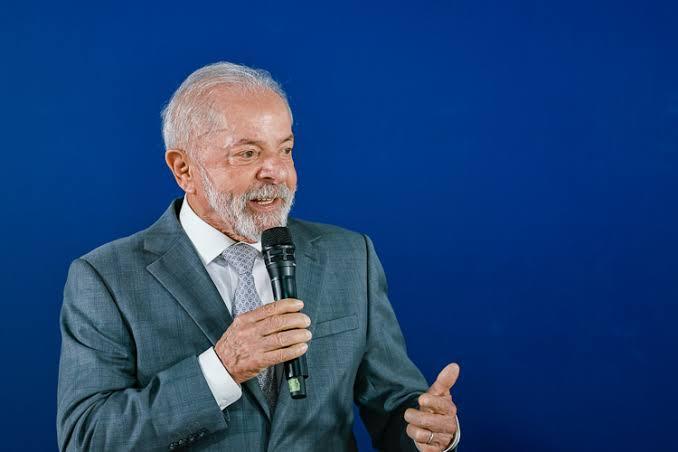 Lula oferece ajuda à Venezuela e manifesta consternação com terremoto 