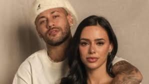 Neymar e Bruna Biancardi anunciam gravidez; jogador será pai pela 5ª vez