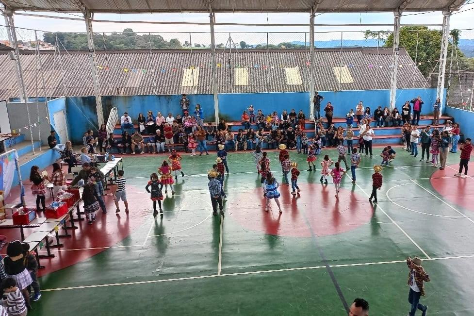 Seis escolas municipais promovem Festas Juninas abertas ao público neste sábado