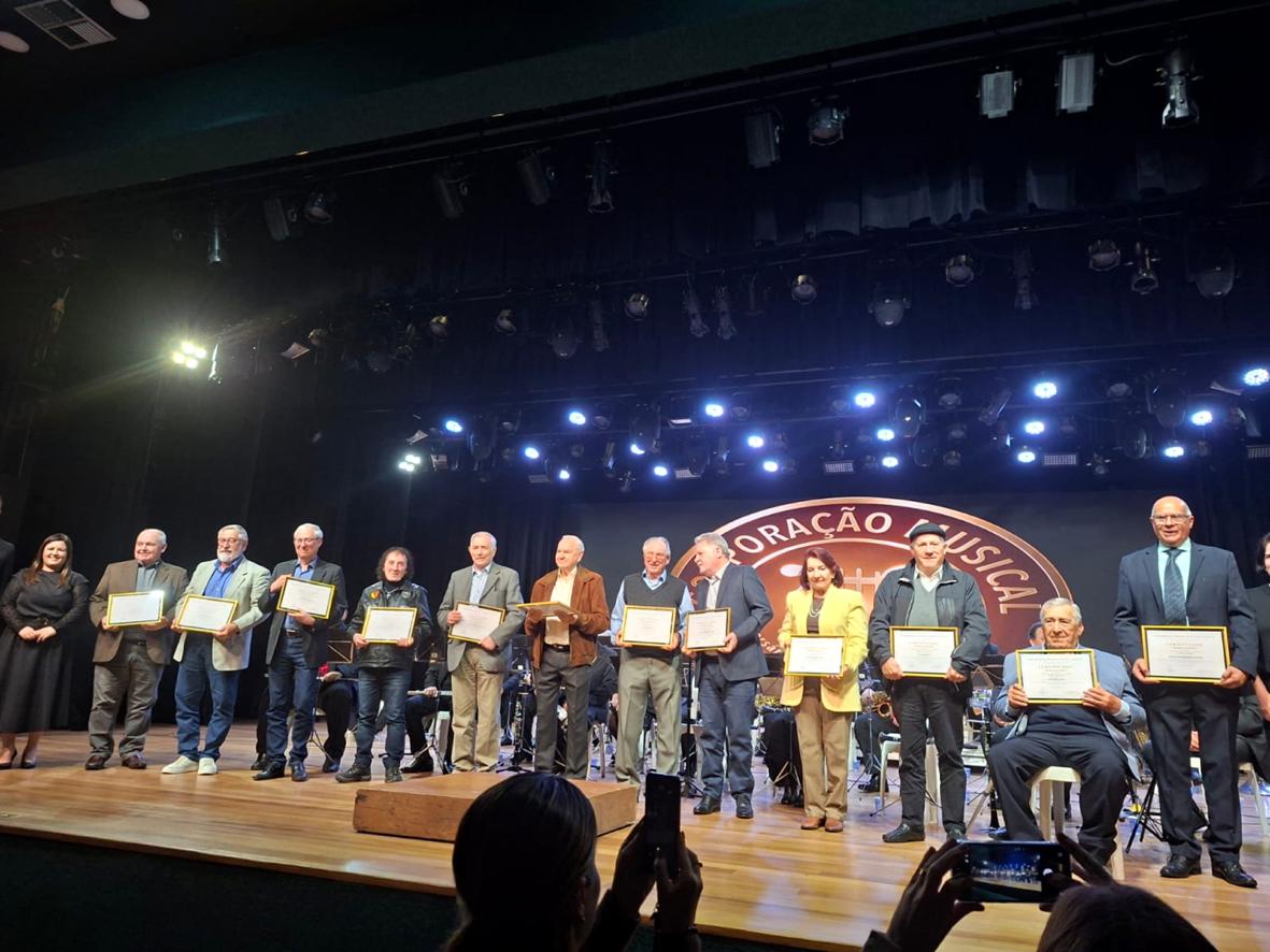 Concerto de Gala: Banda Santa Cecília tem apresentação memorável de aniversário 
