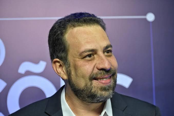 André Mendonça será relator de queixa-crime de Caiado contra Boulos no STF