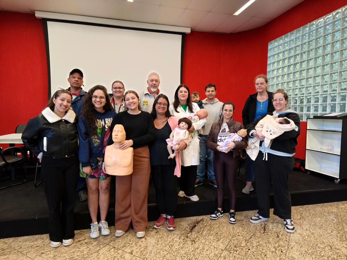 Bebê A Bordo orienta pais sobre prevenção e primeiros socorros em casos de engasgo