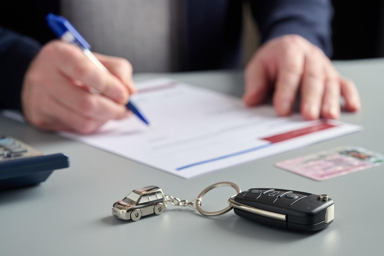 Documentação de carro usado: o que resolver antes e depois da compra
