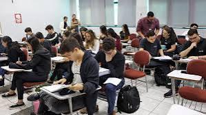Educação financeira pode ser incluída no currículo escolar