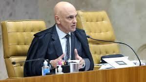 Moraes dá 48 horas para Bolsonaro informar se autorizou vídeo com IA