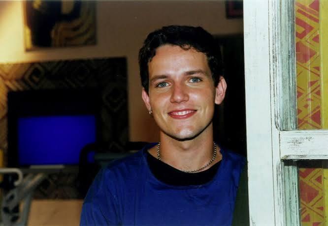 Morre aos 49 anos o ator Edward Boggiss, de 'Sandy & Junior' e 'Malhação'